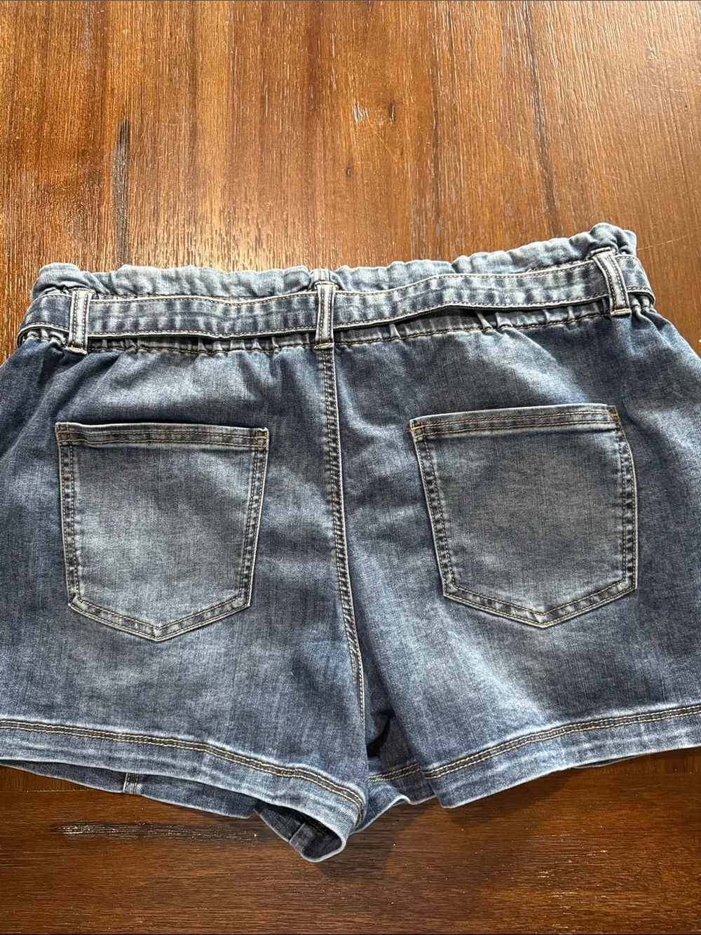 Women’s High-Waist Washed Denim Shorts with Belt - Blue